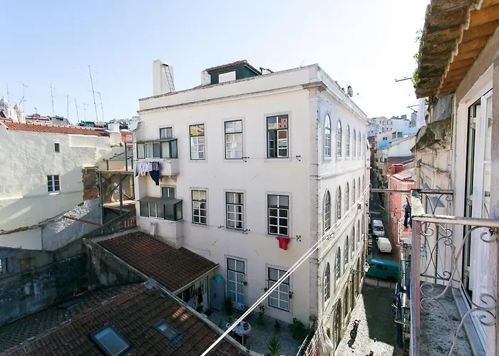 Down Chiado Easy Лісабон