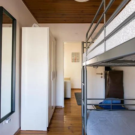 Down Chiado Easy Lizbona