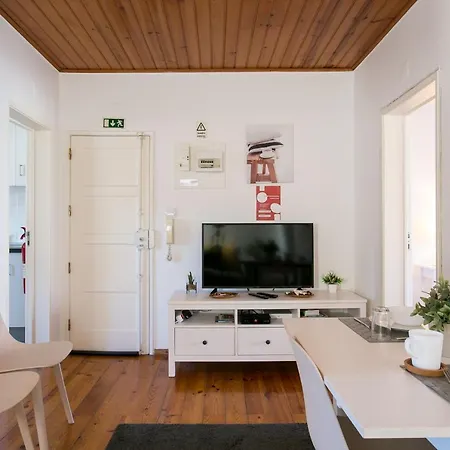 Down Chiado Easy Lisbona